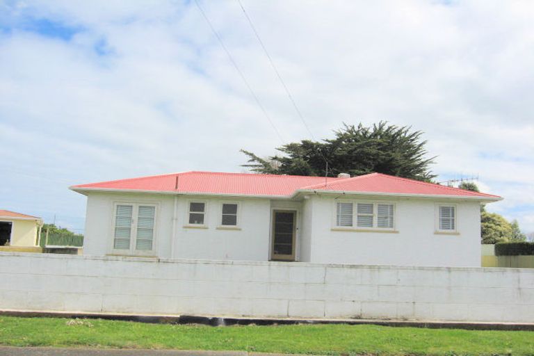 Photo of property in 32 Hadfield Crescent, College Estate, Whanganui, 4500