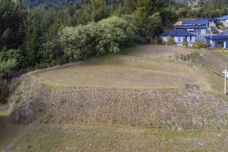 Photo of property in 35 Kittyhawk Drive, Kinloch, Taupo, 3377