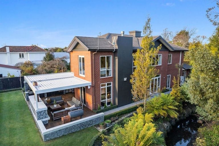 Photo of property in 17a Hamilton Avenue, Ilam, Christchurch, 8041