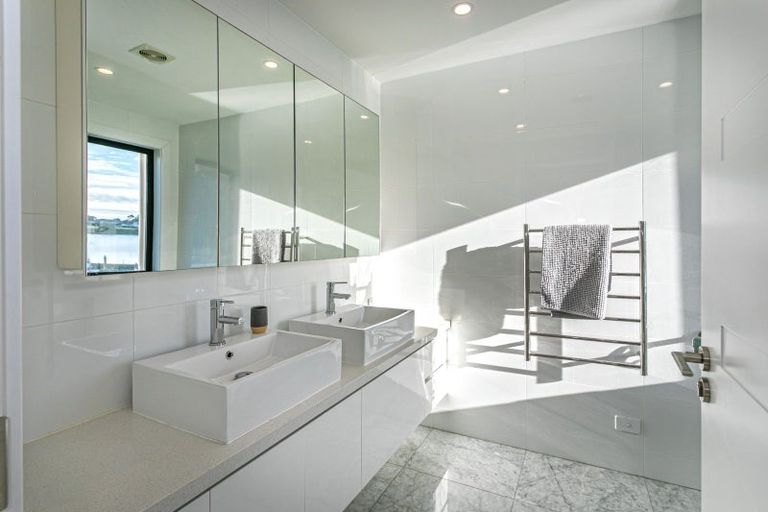 Photo of property in 11/6 The Marina, Tairua, 3508