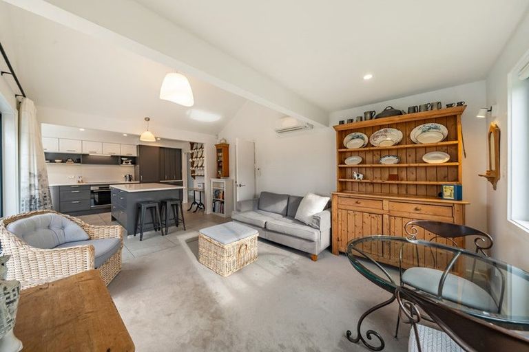 Photo of property in 66 Barton Road, Heretaunga, Upper Hutt, 5018