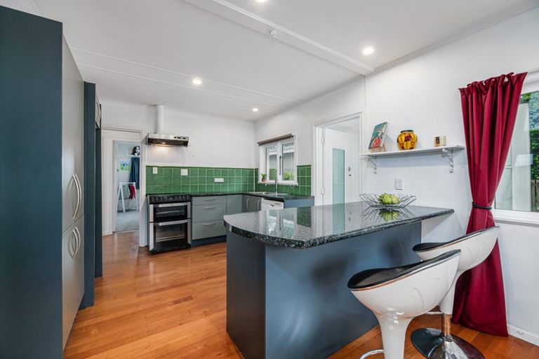 Photo of property in 66 Don Buck Road, Massey, Auckland, 0614