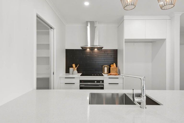 Photo of property in 11 Paul Way, Pokeno, 2402