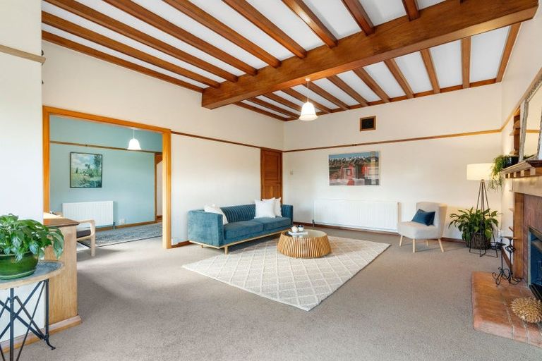 Photo of property in 10 Maire Street, Eastbourne, Lower Hutt, 5013