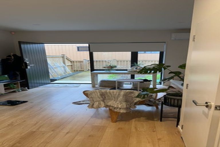 Photo of property in 19/9 Schnapper Rock Road, Greenhithe, Auckland, 0632