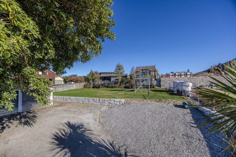 Photo of property in 9 Capell Avenue, Lake Hawea, 9382