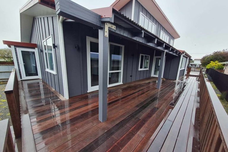 Photo of property in 126 Gayhurst Road, Dallington, Christchurch, 8061