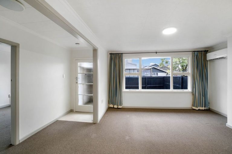 Photo of property in 112a Totara Street, Riccarton, Christchurch, 8041