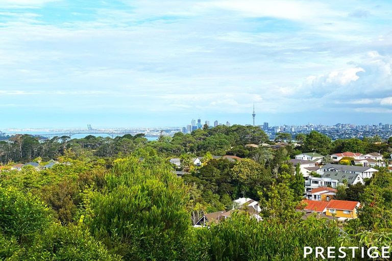 Photo of property in 42 Onetaunga Road, Chatswood, Auckland, 0626