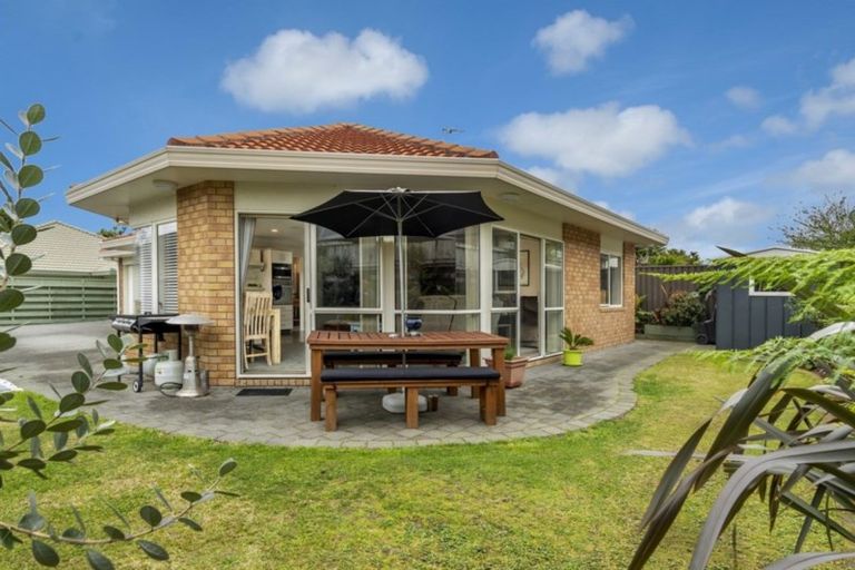 Photo of property in 9 Short Street, Otumoetai, Tauranga, 3110