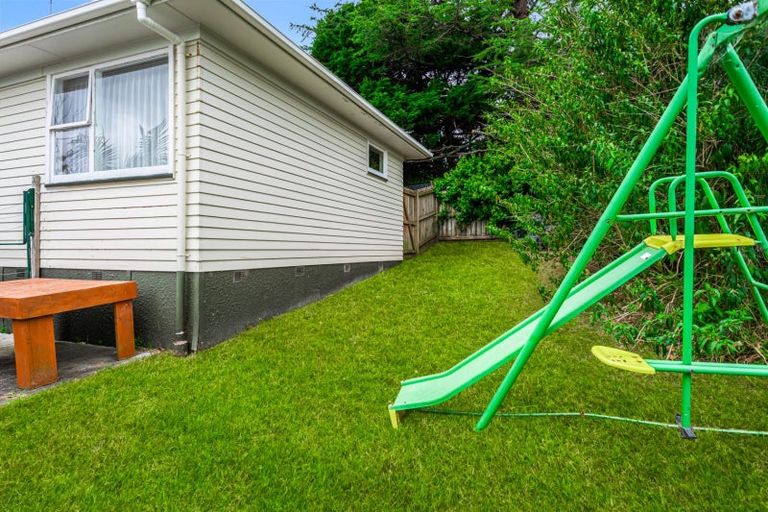 Photo of property in 25 Roseneath Place, Birkdale, Auckland, 0626