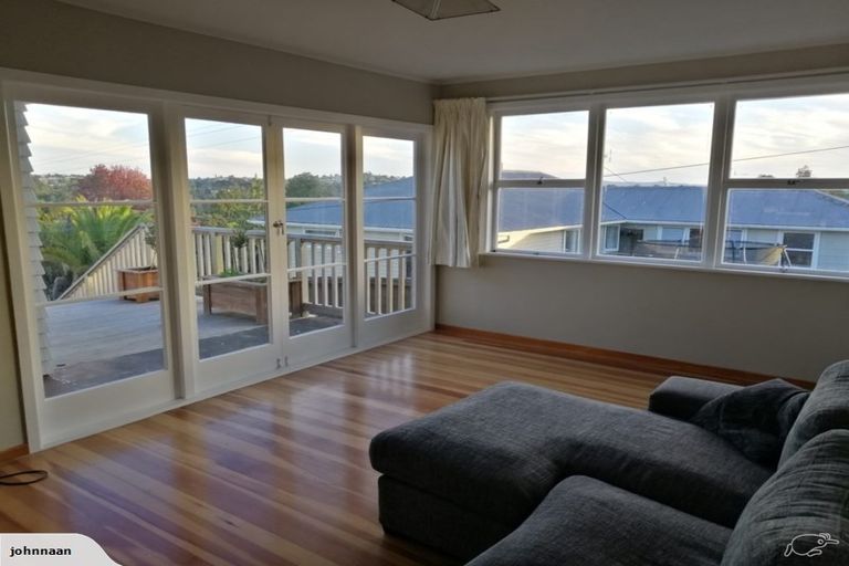 Photo of property in 43 Park Road, Glenfield, Auckland, 0629