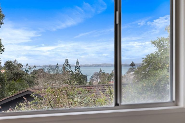 Photo of property in 2/61 Glamorgan Drive, Torbay, Auckland, 0630