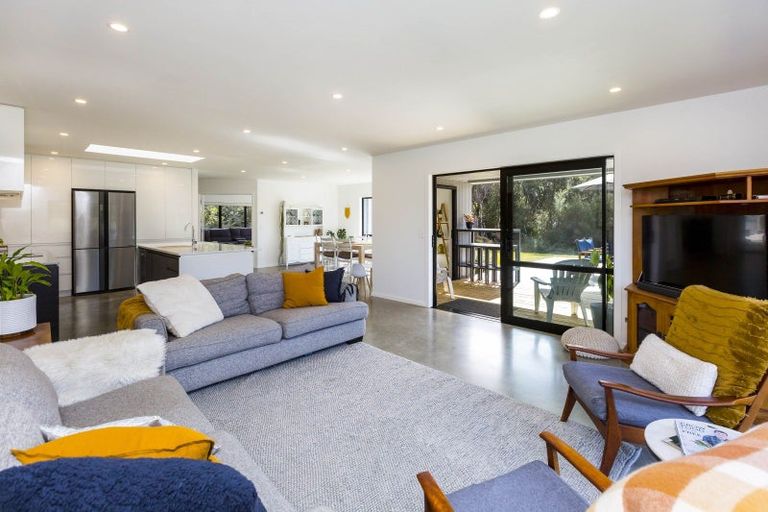 Photo of property in 285 Fairview Drive, Akatarawa, Upper Hutt, 5372