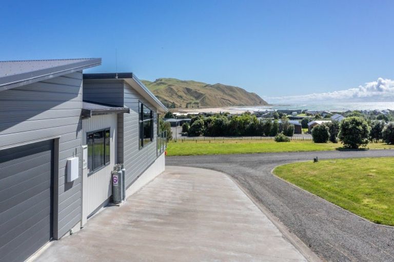 Photo of property in 8 Shoal Beach Road, Aramoana, Waipawa, 4271