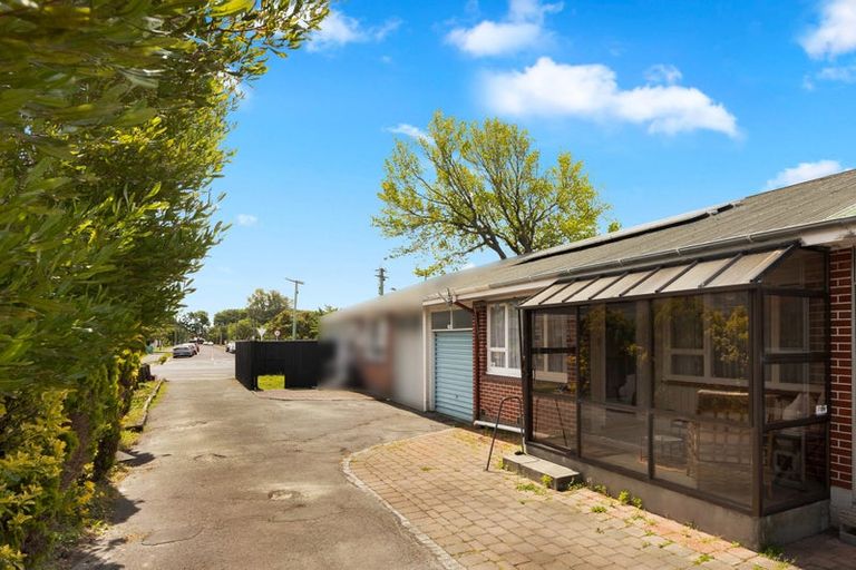 Photo of property in 2/42 North Avon Road, Richmond, Christchurch, 8013
