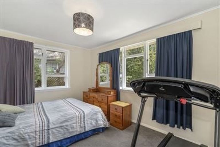 Photo of property in 25 Tuckers Road, Redwood, Christchurch, 8051