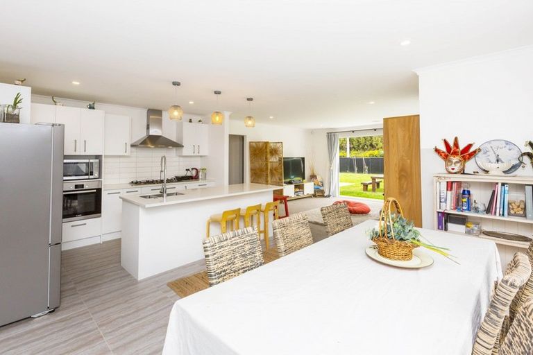 Photo of property in 26 Gallipoli Road, Trentham, Upper Hutt, 5018