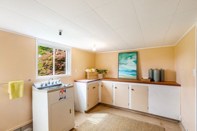 Photo of property in 22 Merani Street, Narrow Neck, Auckland, 0622