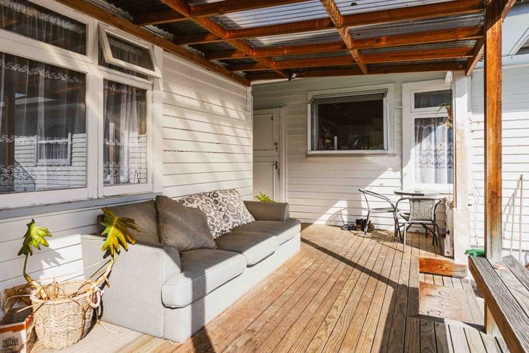 Photo of property in 812 Lyell Street, Akina, Hastings, 4122