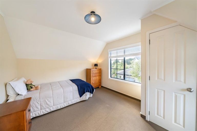 Photo of property in 21 Marlborough Street, Silverstream, Upper Hutt, 5019