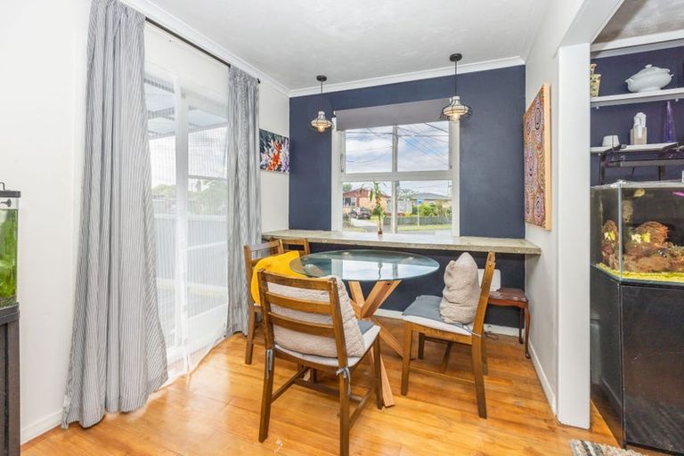 Photo of property in 15 Matthews Crescent, Melville, Hamilton, 3206