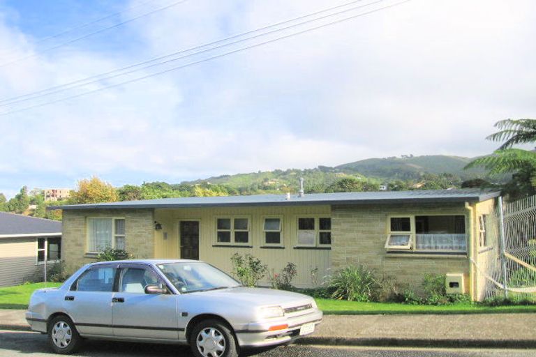 Photo of property in 8 Vista Grove, Kelson, Lower Hutt, 5010