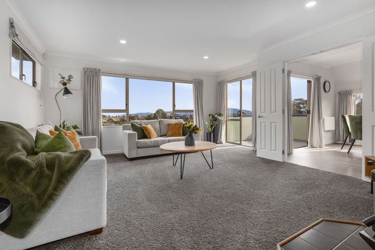 Photo of property in 42 Harry Shaw Way, Raumati South, Paraparaumu, 5032