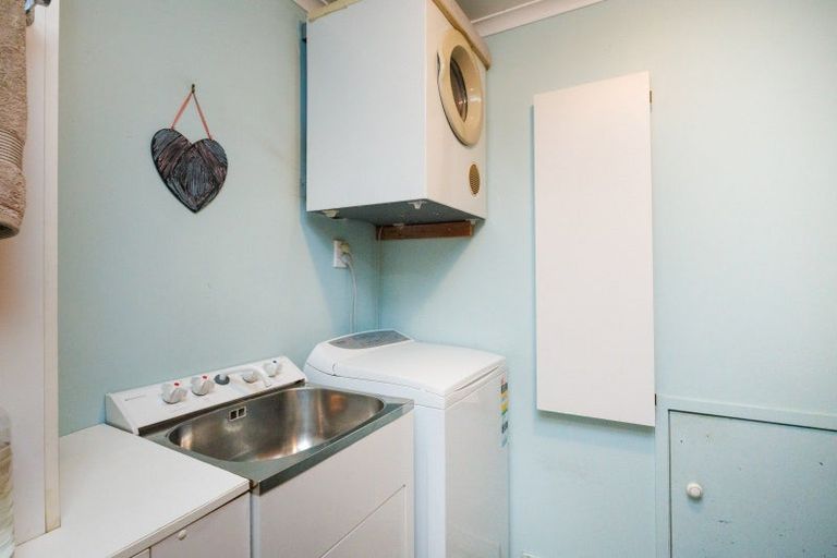 Photo of property in Thyme Out Estate, 800 Halcombe Road, Halcombe, Feilding, 4775