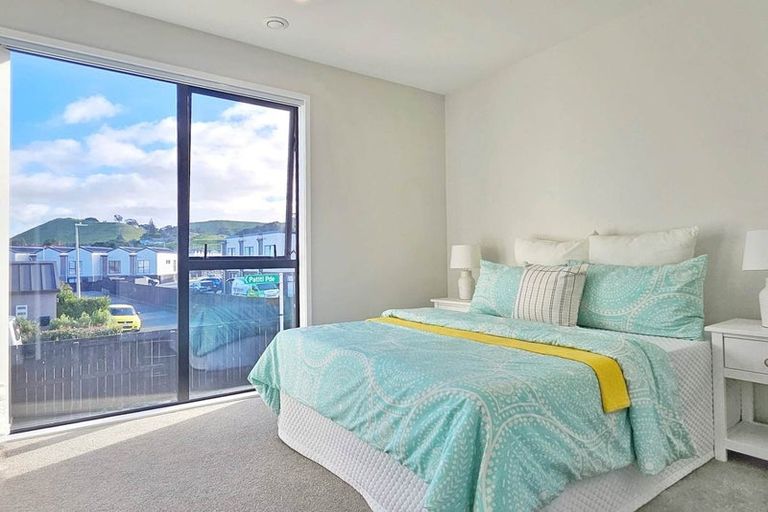 Photo of property in 29 Tima Lane, Mangere Bridge, Auckland, 2022