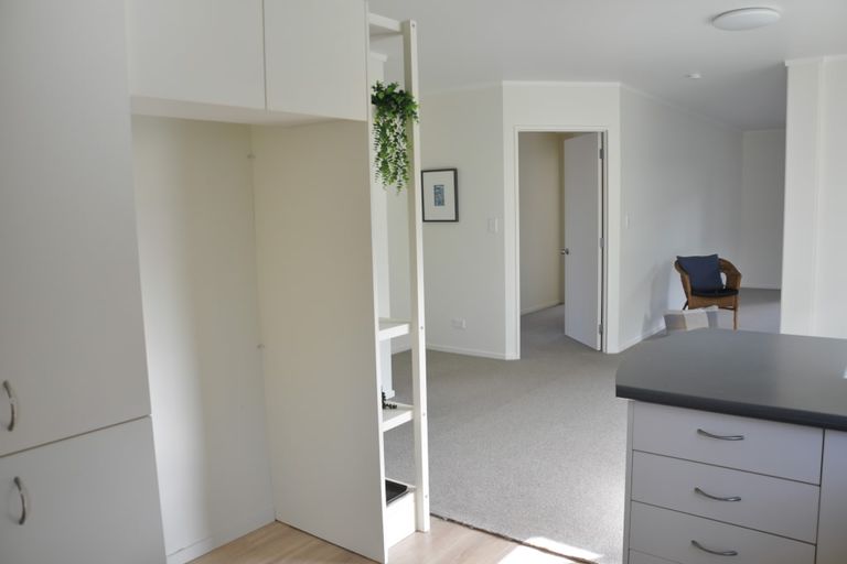 Photo of property in 15 Aldona Place, Fairview Downs, Hamilton, 3214