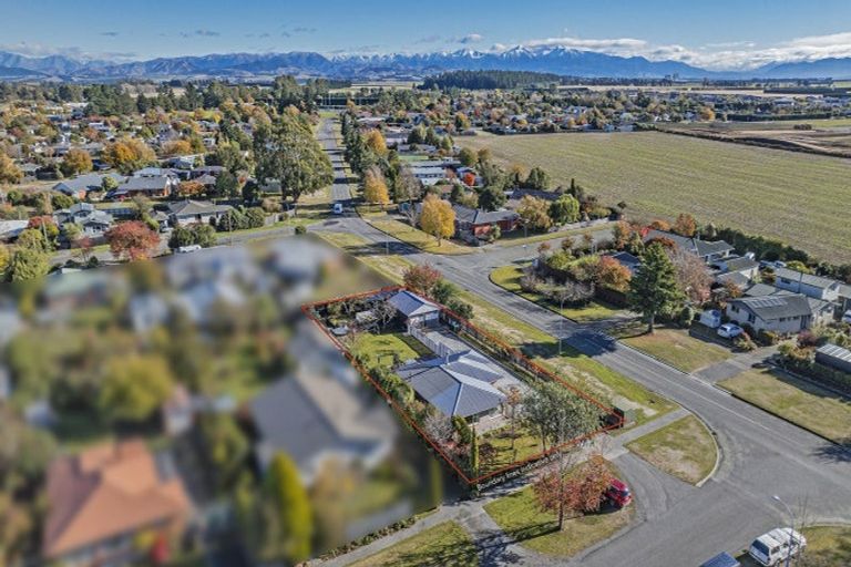 Photo of property in 15 Longden Street, Darfield, 7510