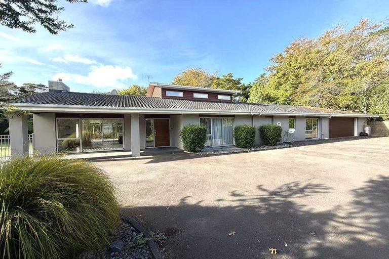 Photo of property in 26 Kingfisher Grove, Greenhithe, Auckland, 0632