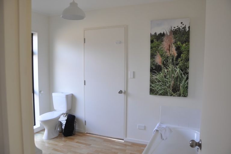 Photo of property in 15 Aldona Place, Fairview Downs, Hamilton, 3214