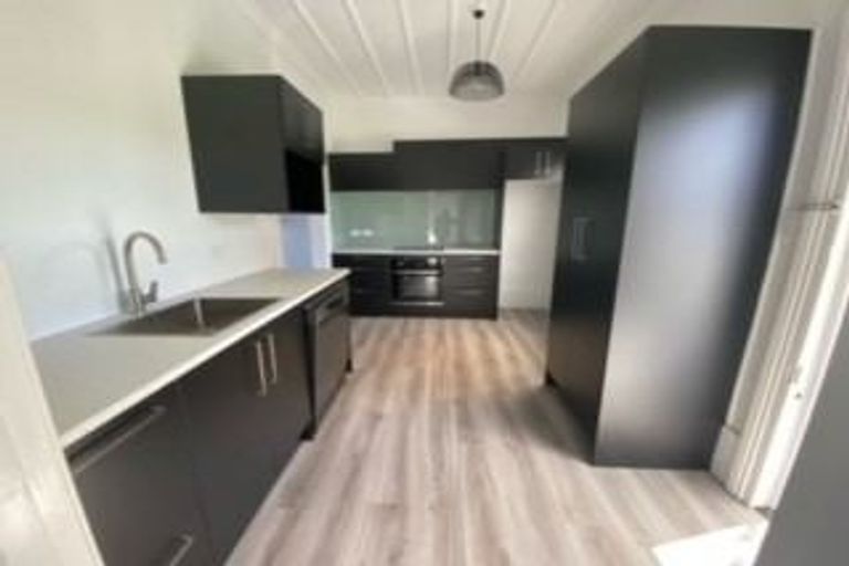 Photo of property in 164 Wellesley Road, Napier South, Napier, 4110