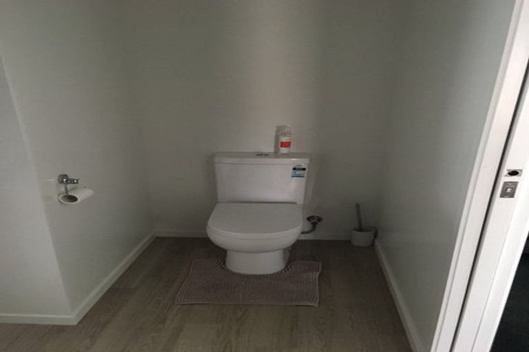 Photo of property in 1/2 Hilton Road, Saint Andrews, Hamilton, 3200