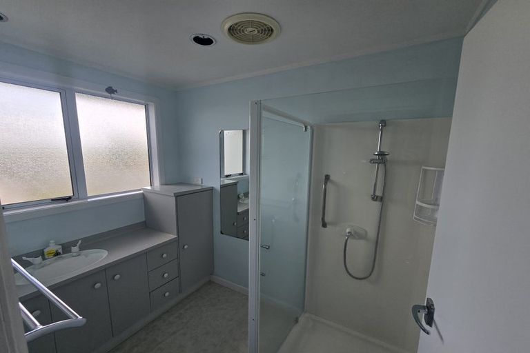 Photo of property in 100 Pipiroa Road, Ngatea, 3503