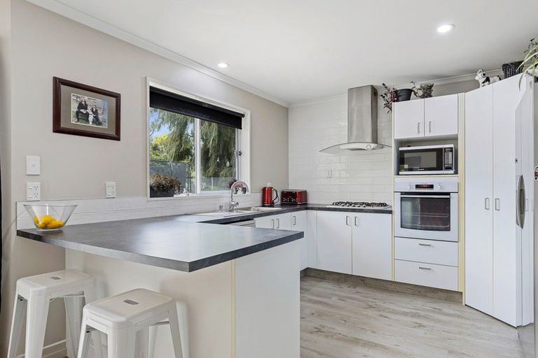 Photo of property in 8 Newton Place, Amberley, 7410