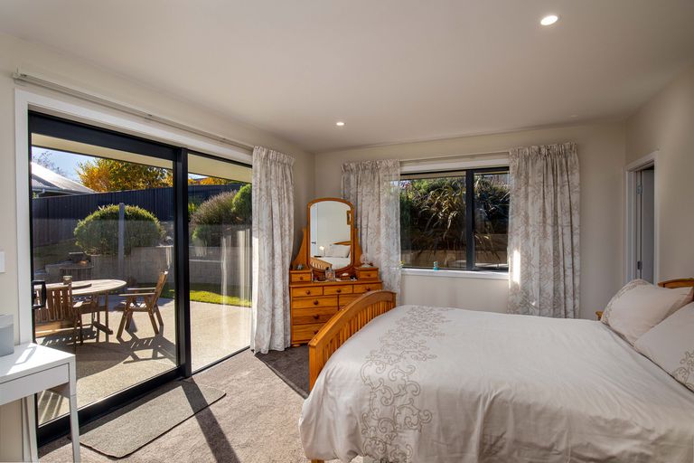 Photo of property in 6 Chandler Crescent, Clyde, 9330