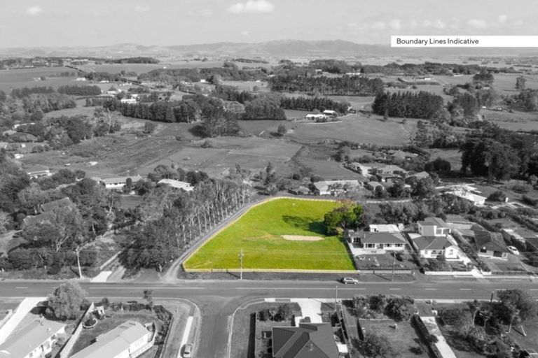 Photo of property in 25 Colombo Road, Waiuku, 2123