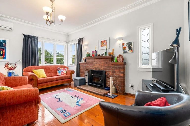 Photo of property in 38 Third Avenue, Avenues, Whangarei, 0110