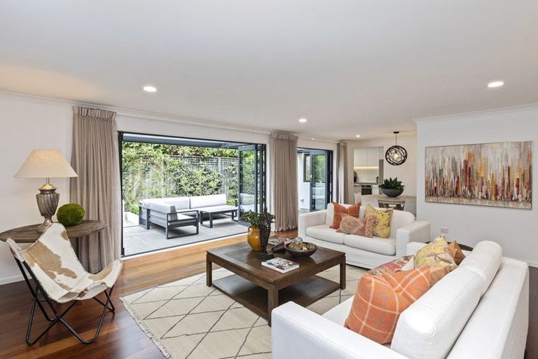 Photo of property in 7b Rossall Street, Merivale, Christchurch, 8014