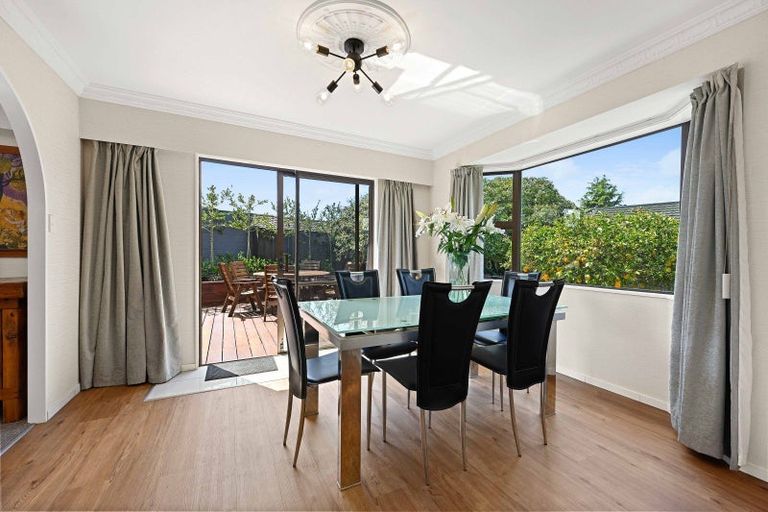 Photo of property in 34 Delamare Road, St Andrews, Hamilton, 3200