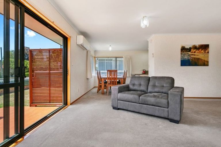 Photo of property in 67 Clare Street, Cambridge, 3434