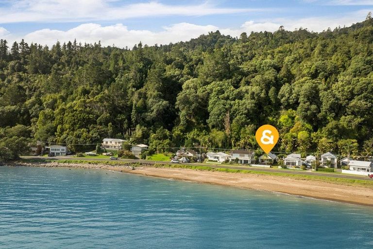 Photo of property in 346 Thames Coast Sh25 Road, Thornton Bay, Thames, 3575