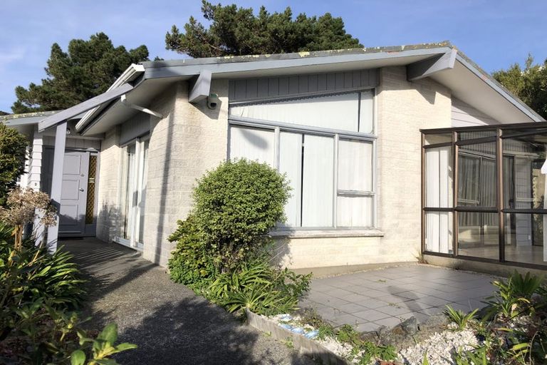 Photo of property in 14 Glen Alton Avenue, Paparangi, Wellington, 6037