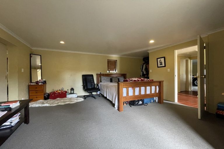 Photo of property in 10 Glendhu Road, Bayview, Auckland, 0629