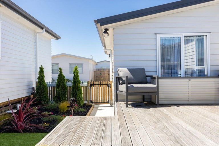 Photo of property in 11 Kamahi Crescent, Papamoa Beach, Papamoa, 3118