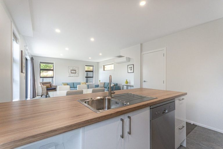 Photo of property in 452 Cambridge Terrace, Naenae, Lower Hutt, 5011