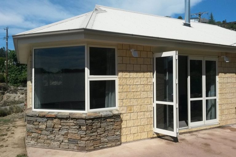 Photo of property in 17 Aronui Road, Bridge Hill, Alexandra, 9320